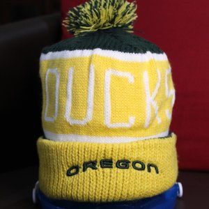 47 'Oregon Ducks' Beanie